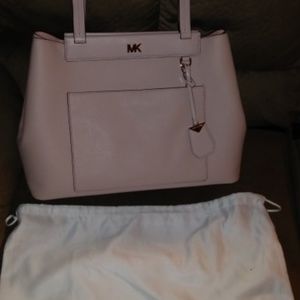 New Authentic Michael Kors Purse